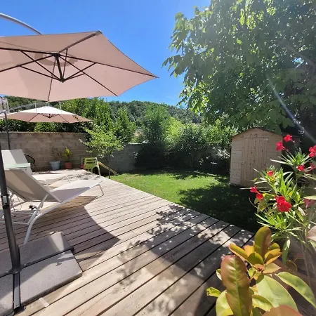 Loft In Bordeaux, Bas Vila
